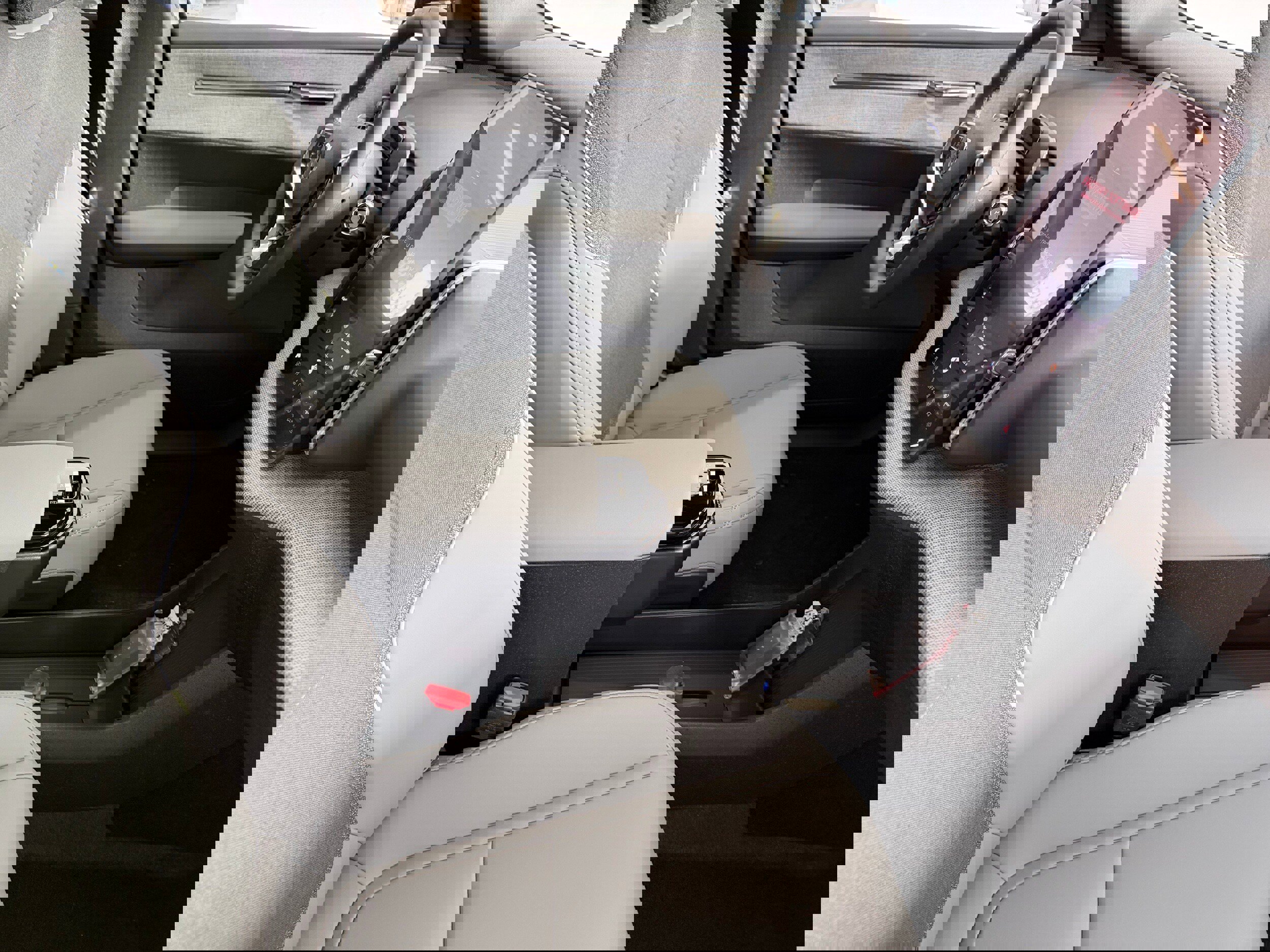 New 2026 Volvo EX30 Cross Country Ultra w/ Protection Package Premier image 22