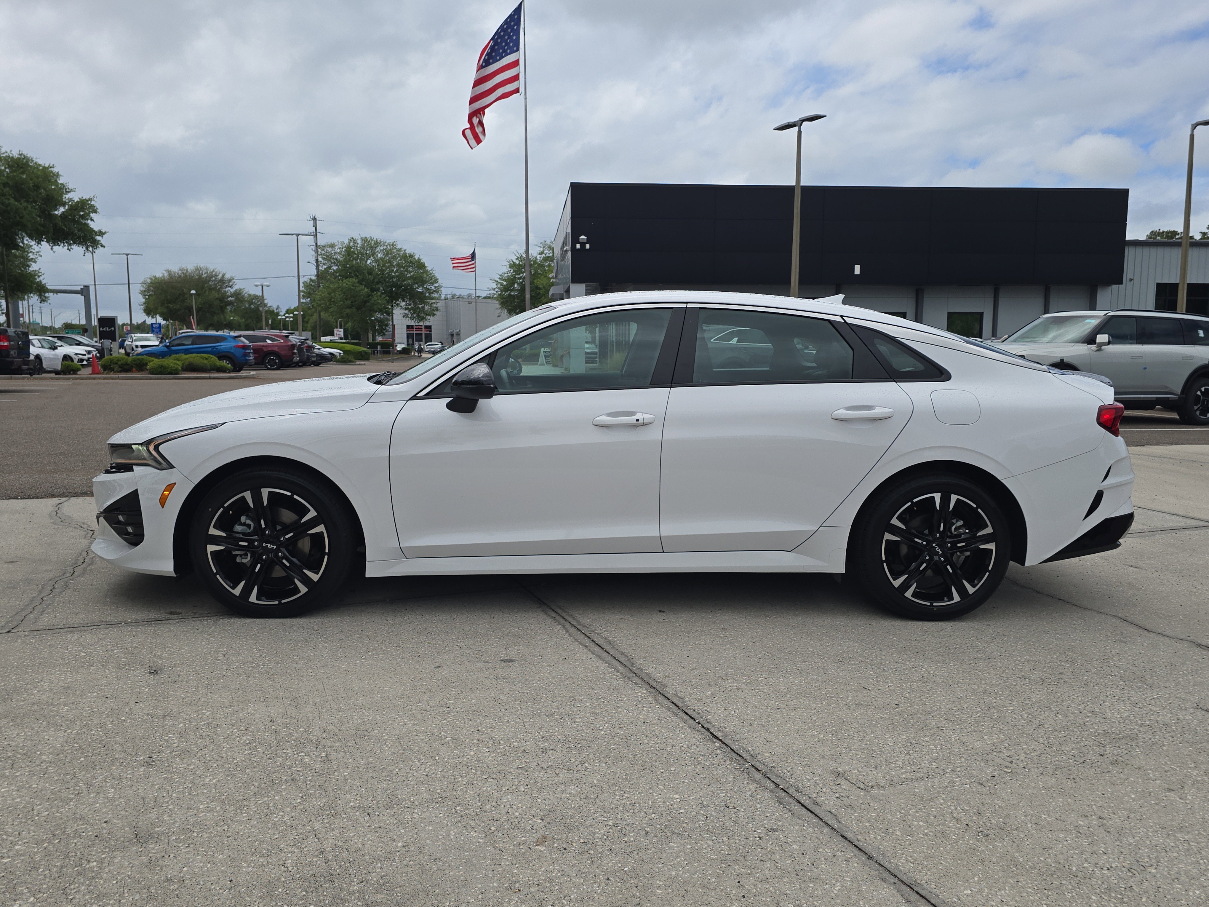 Used 2023 Kia K5 GT-Line FWD image 5