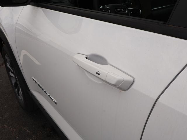 New 2026 GMC Terrain Elevation w/ Elevation Premium Package AWD/4WD image 14