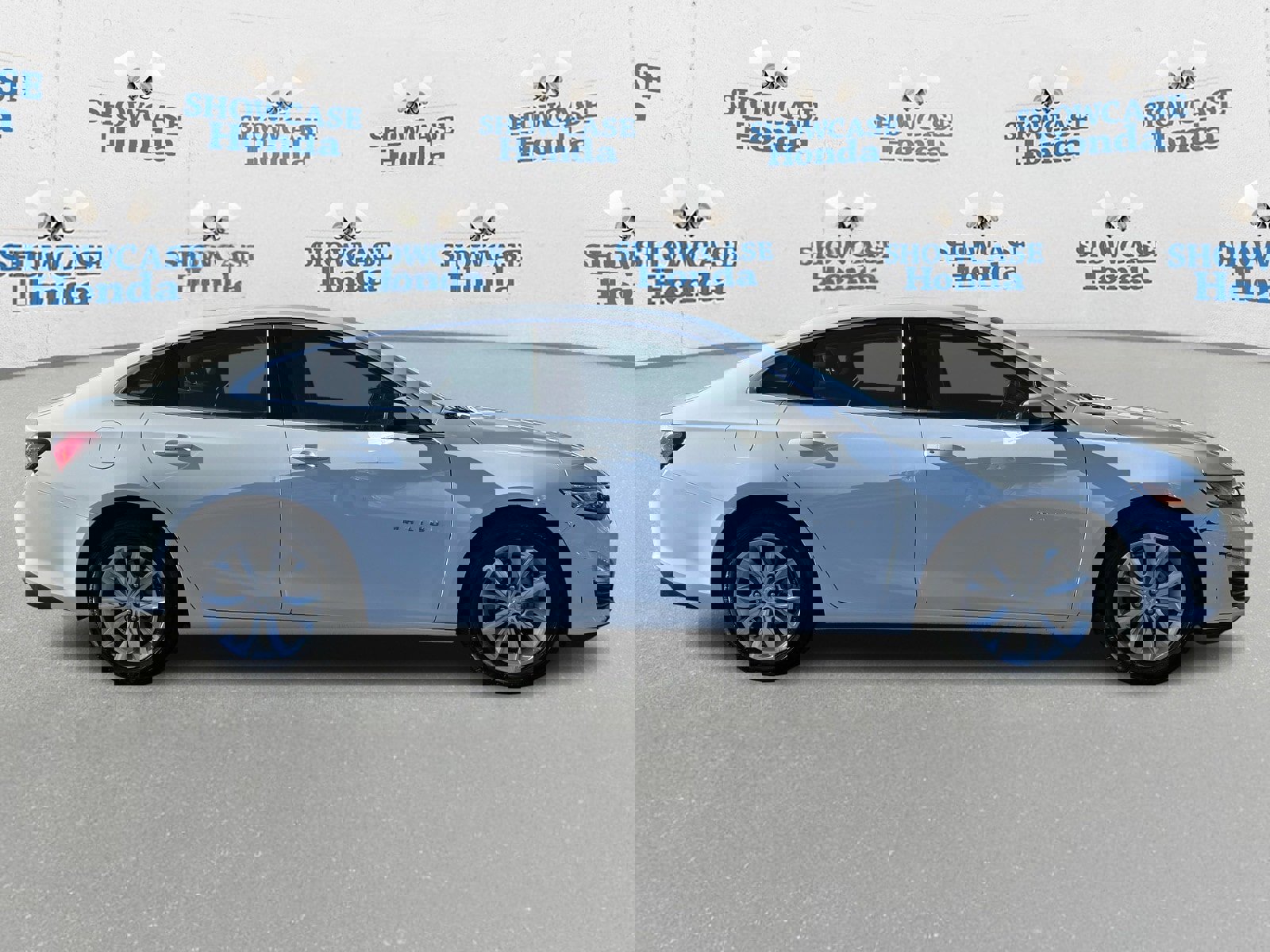 Used 2022 Chevrolet Malibu LT image 9