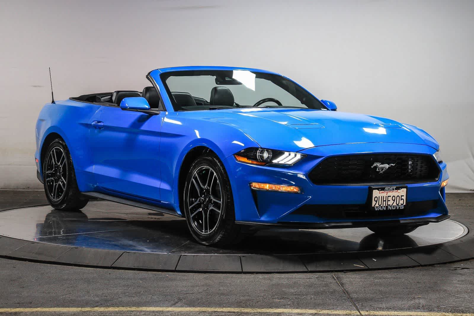 Used 2022 Ford Mustang Premium RWD image 16