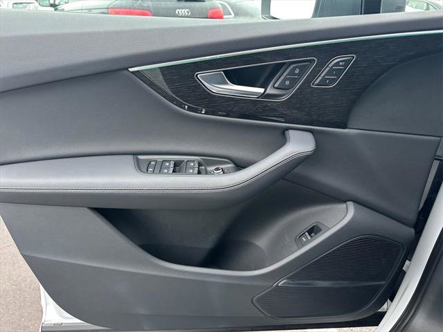 Certified 2025 Audi Q7 3.0T Premium Plus image 25