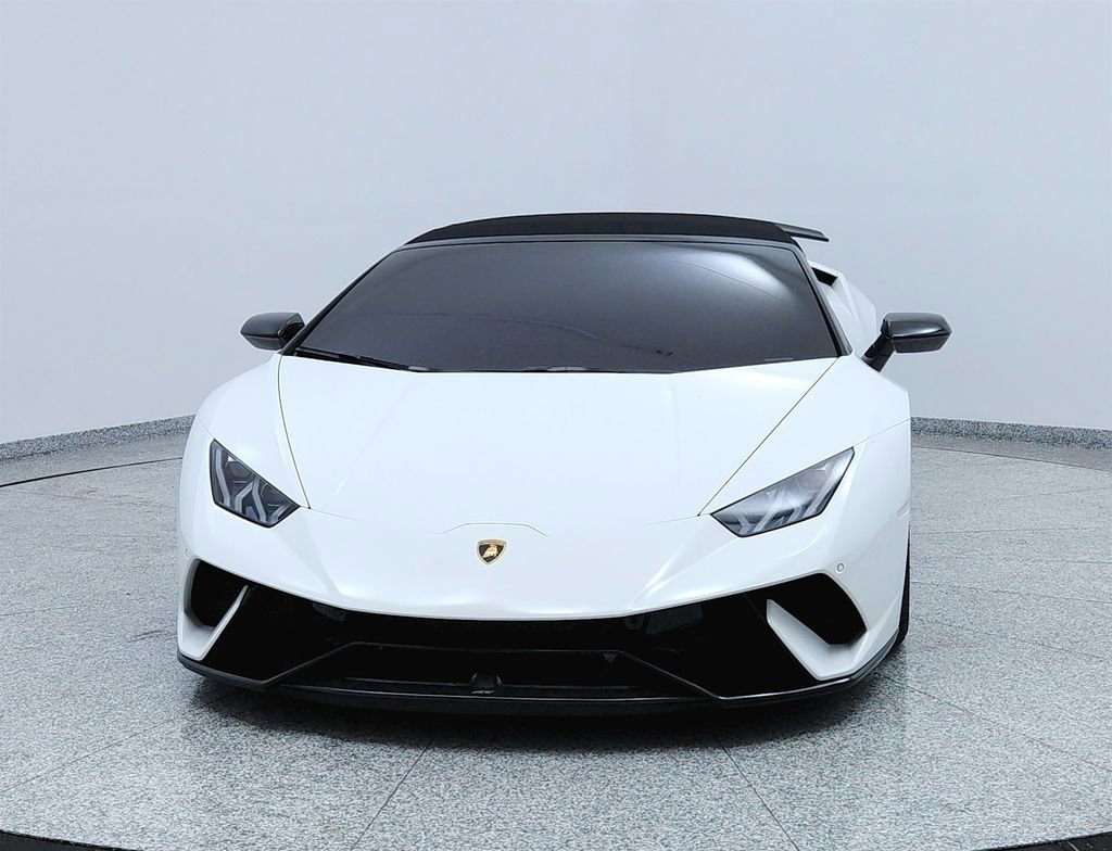 Used 2019 Lamborghini Huracan Performante image 8