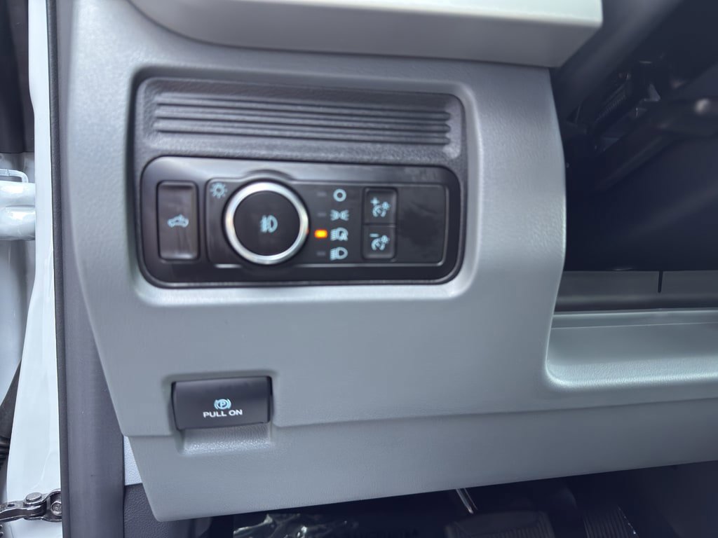 New 2026 Ford F250 XL w/ STX Appearance Package AWD/4WD image 17
