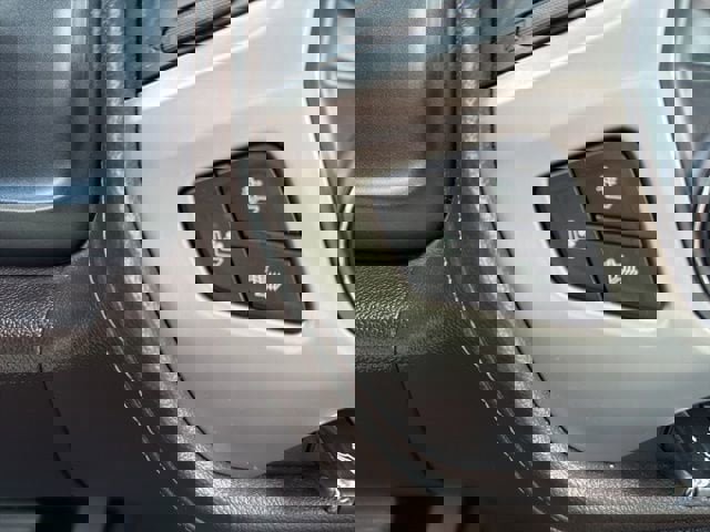 Used 2018 GMC Sierra 1500 SLT AWD/4WD image 14