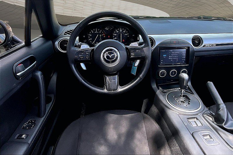 Used 2015 MAZDA MX-5 Miata Club RWD image 4