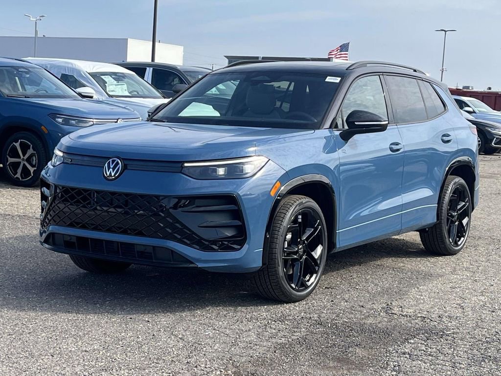 New 2026 Volkswagen Tiguan SE R-Line AWD/4WD image 1