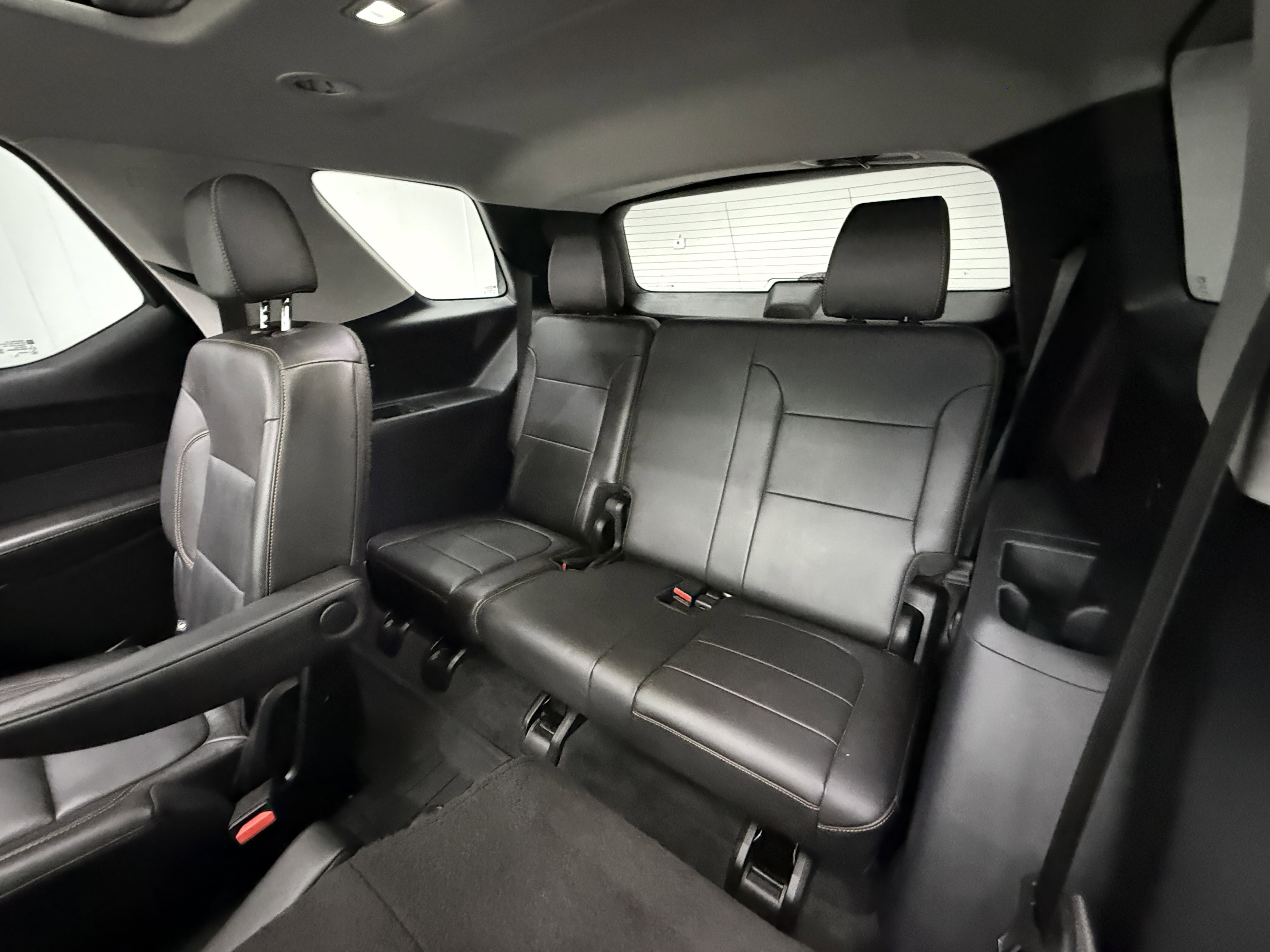 Used 2021 Chevrolet Traverse Premier w/ Redline Edition AWD/4WD image 27