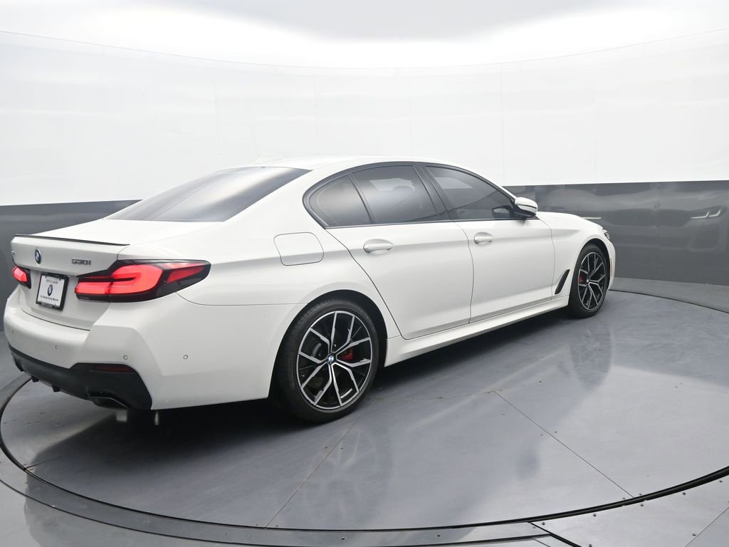Used 2023 BMW 530i xDrive w/ M Sport Package AWD/4WD image 7