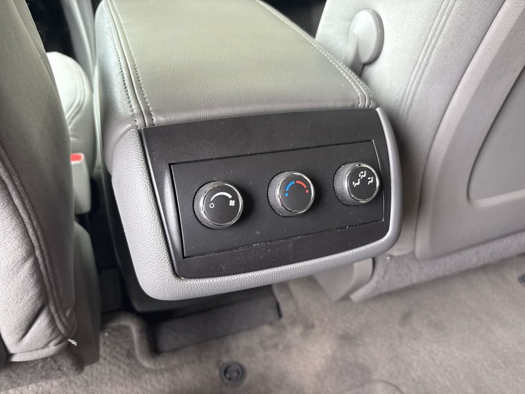 Certified 2015 Buick Enclave Convenience FWD image 20