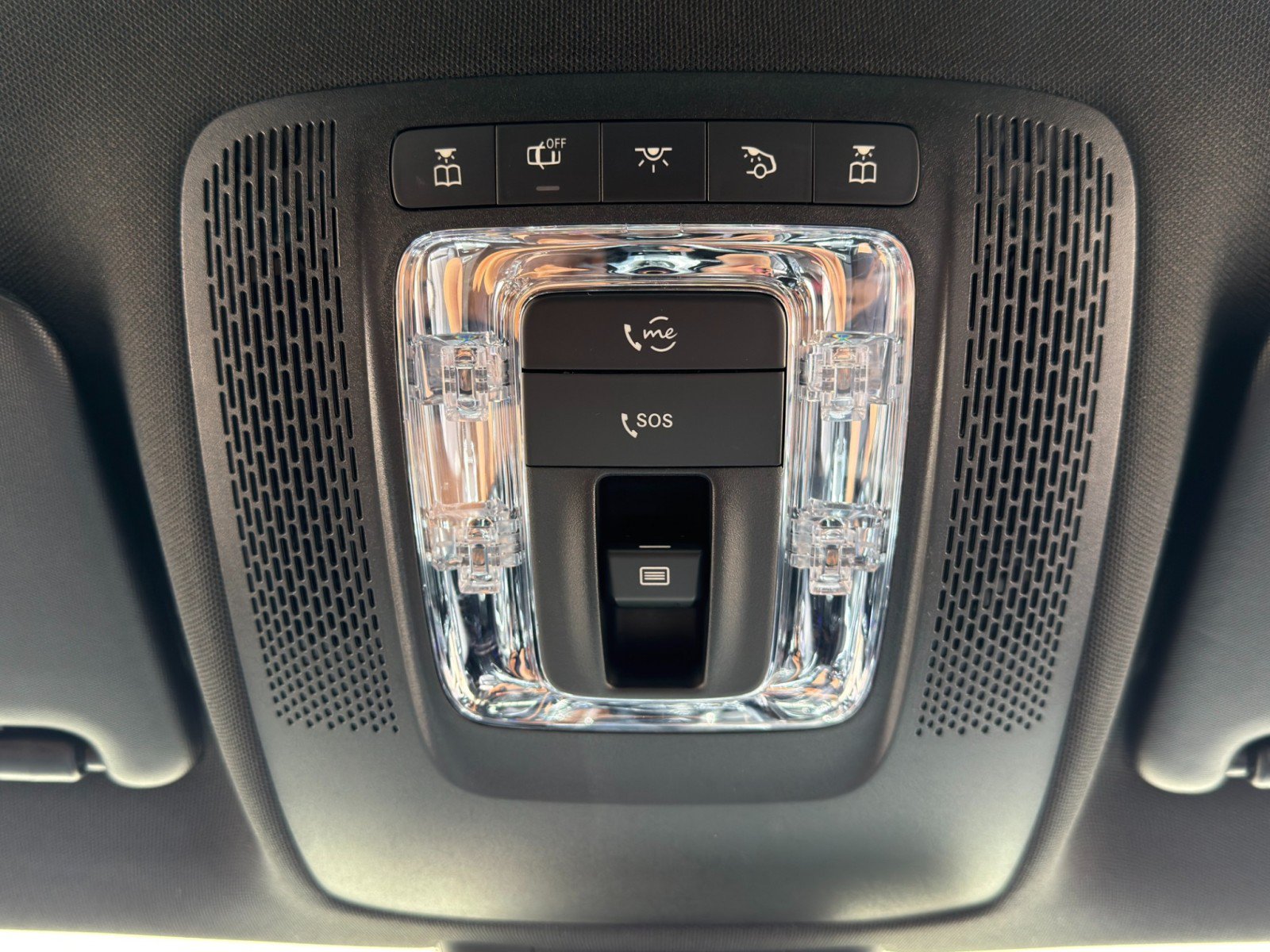 Used 2020 Mercedes-Benz A 220 w/ Premium Package image 34