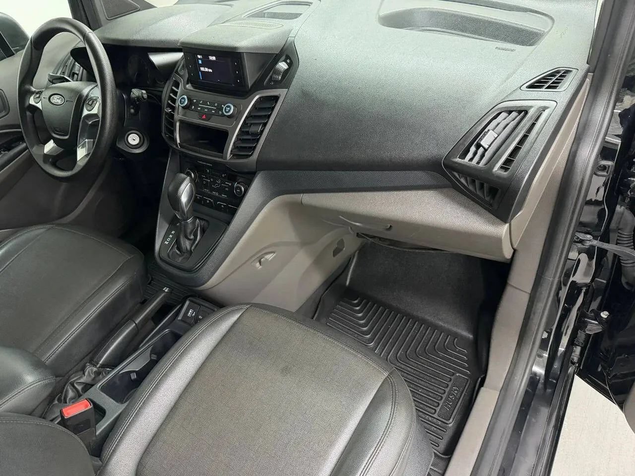 Used 2020 Ford Transit Connect XL FWD image 10