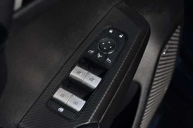Used 2025 Mitsubishi Outlander SE AWD/4WD image 8