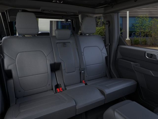 New 2026 Ford Bronco Outer Banks w/ Sasquatch Package AWD/4WD image 12
