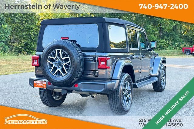 Used 2024 Jeep Wrangler Sahara image 31