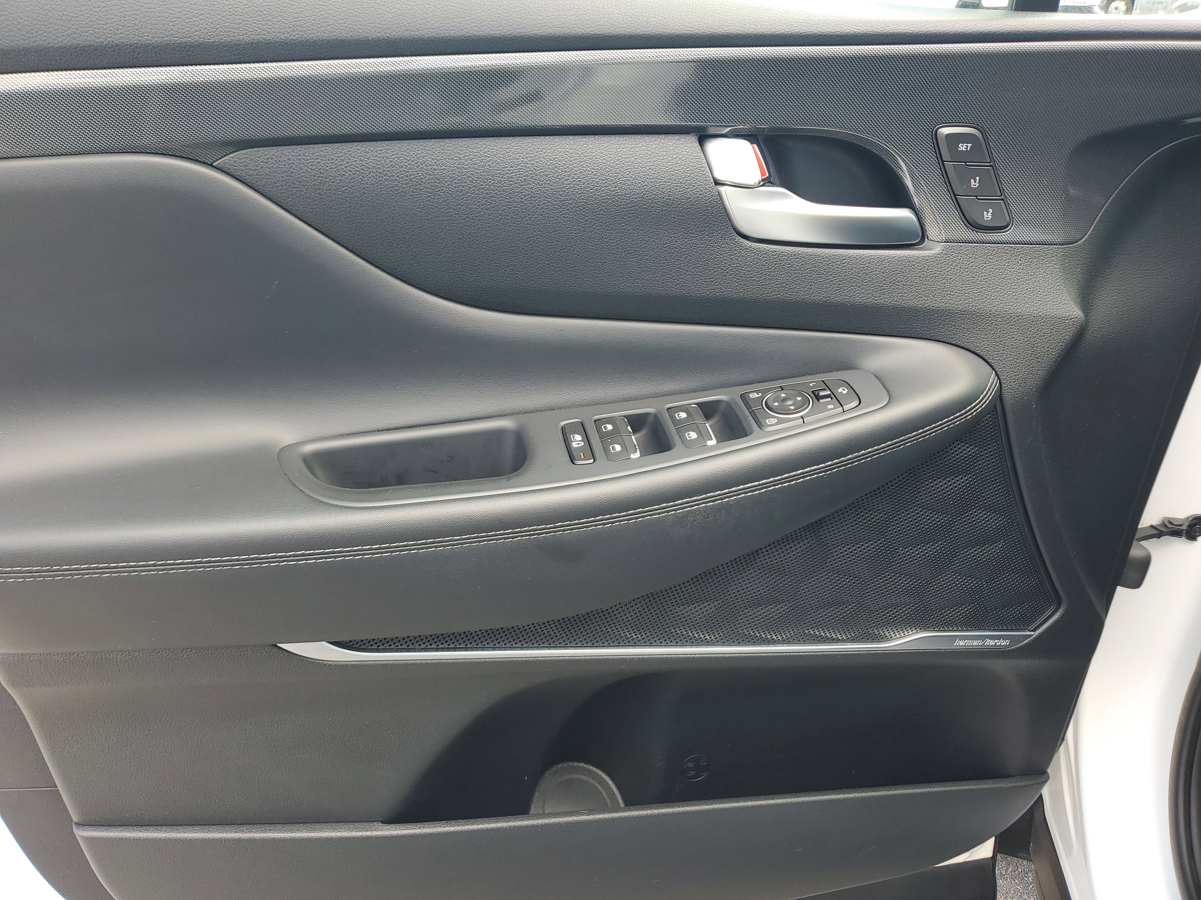 Used 2021 Hyundai Santa Fe Limited w/ Cargo Package image 26