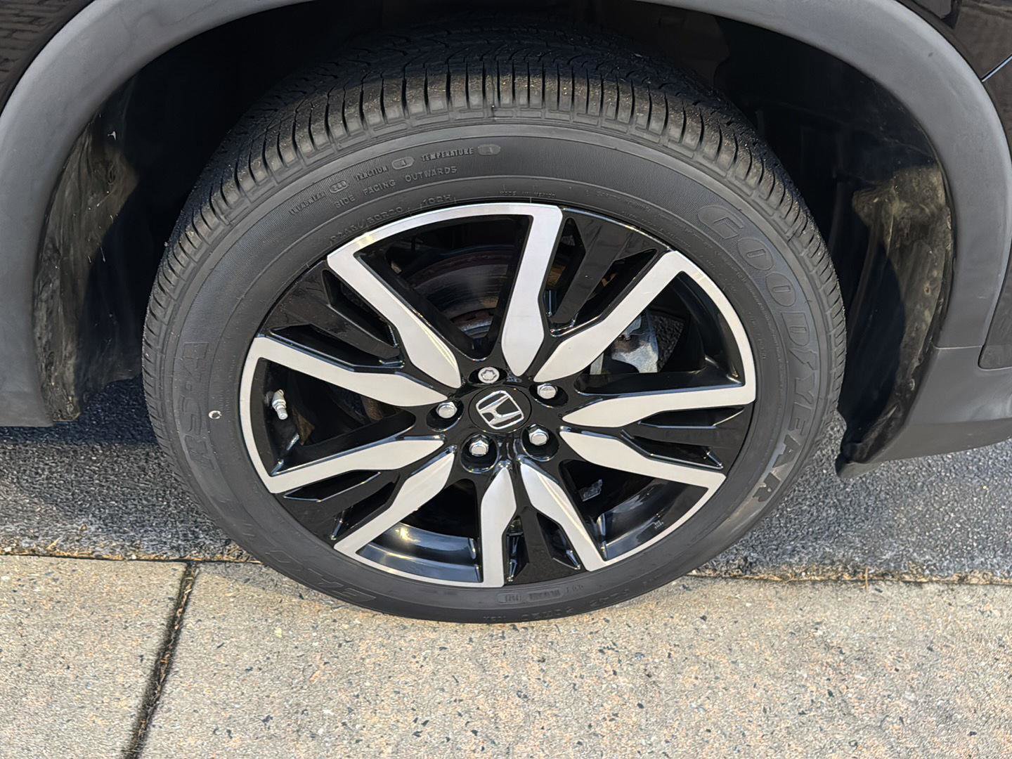 Used 2022 Honda Pilot Touring image 35