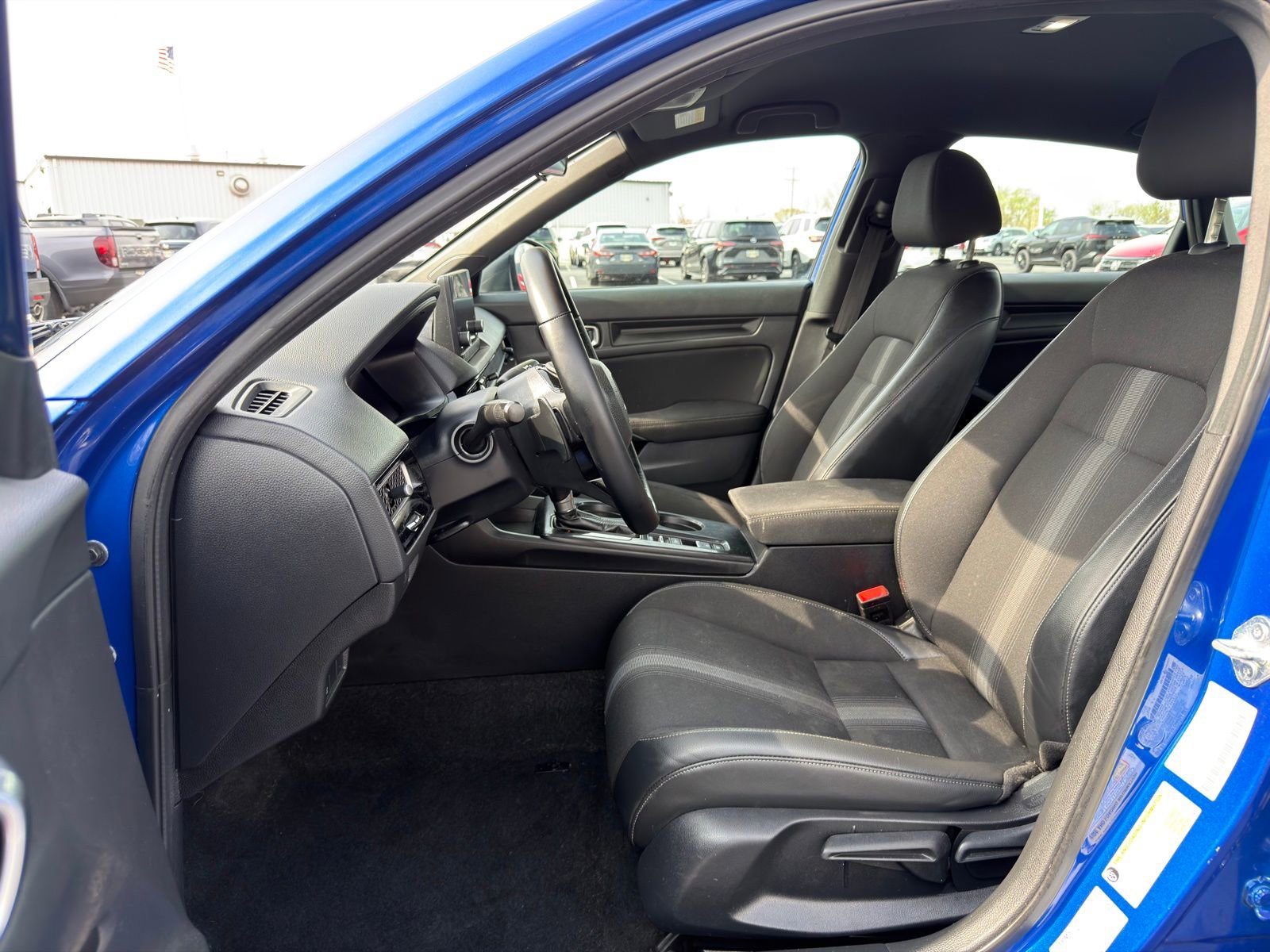 Used 2022 Honda Civic Sport image 12