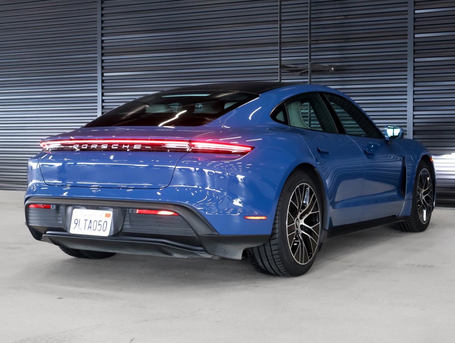 Certified 2024 Porsche Taycan image 10