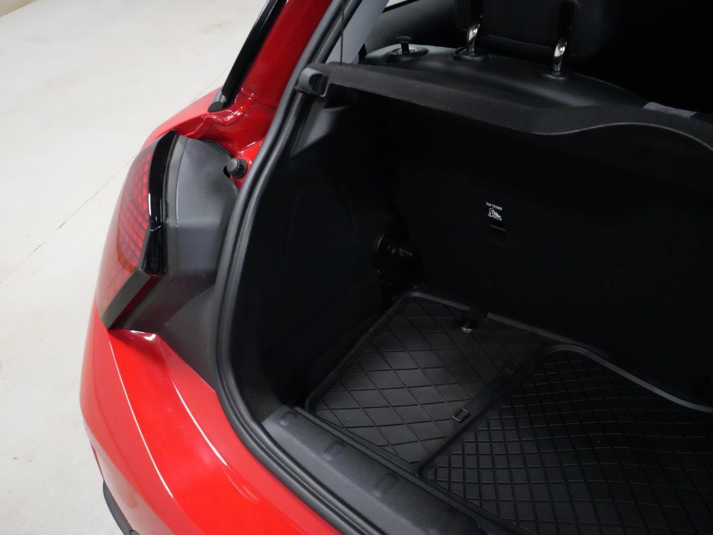 Certified 2025 MINI Cooper S image 25