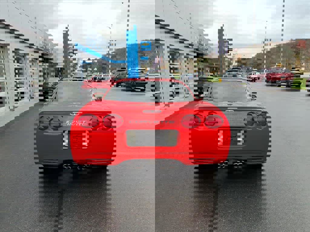 Used 1997 Chevrolet Corvette Coupe image 6