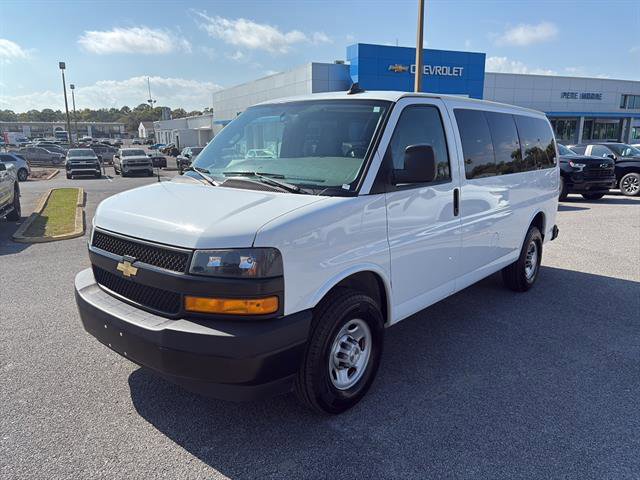 Used 2023 Chevrolet Express 3500 LS RWD image 3