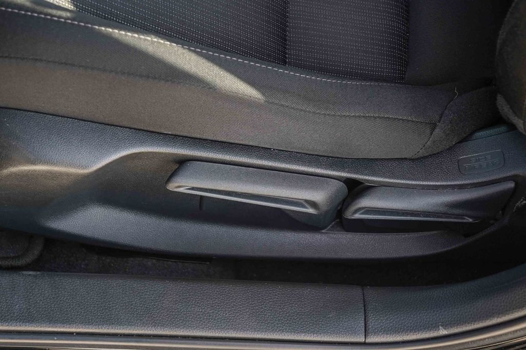 Certified 2023 Honda Civic LX image 23