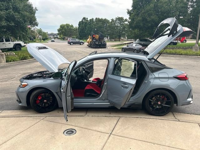 Used 2025 Honda Civic Type R image 12