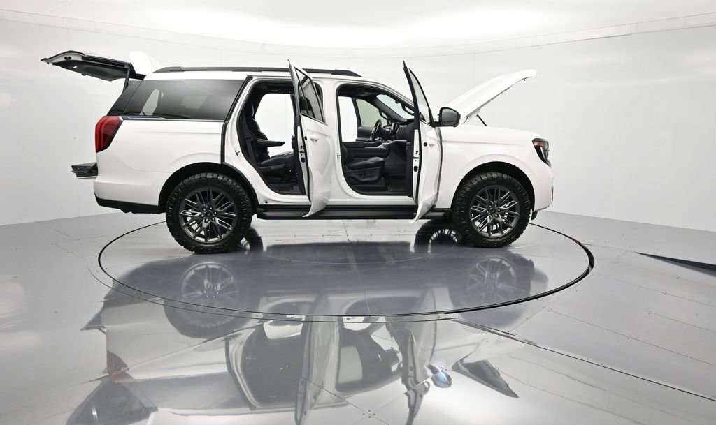 New 2026 Ford Expedition Platinum w/ Stealth Appearance Package AWD/4WD image 50