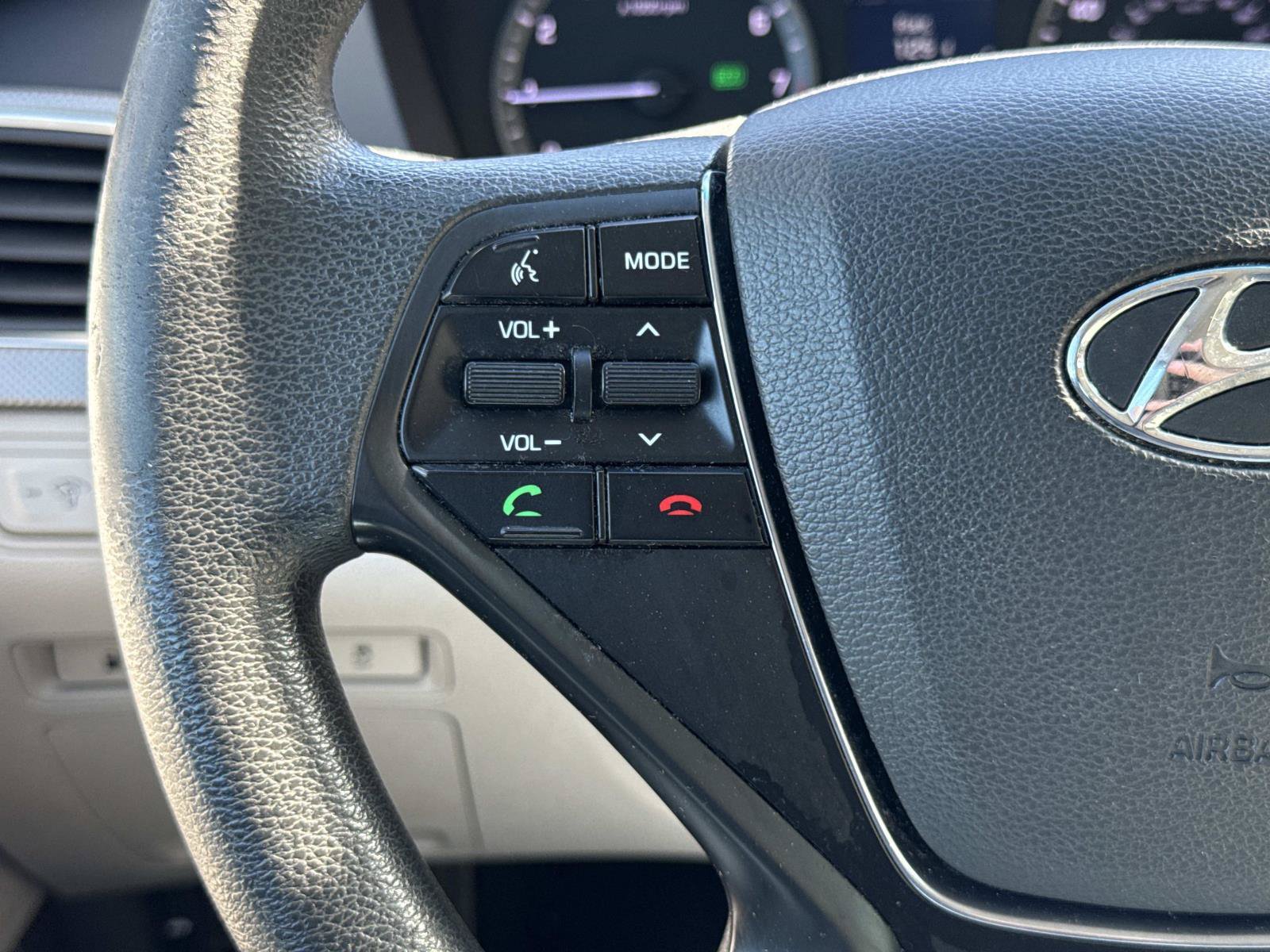 Used 2017 Hyundai Sonata SE FWD image 14