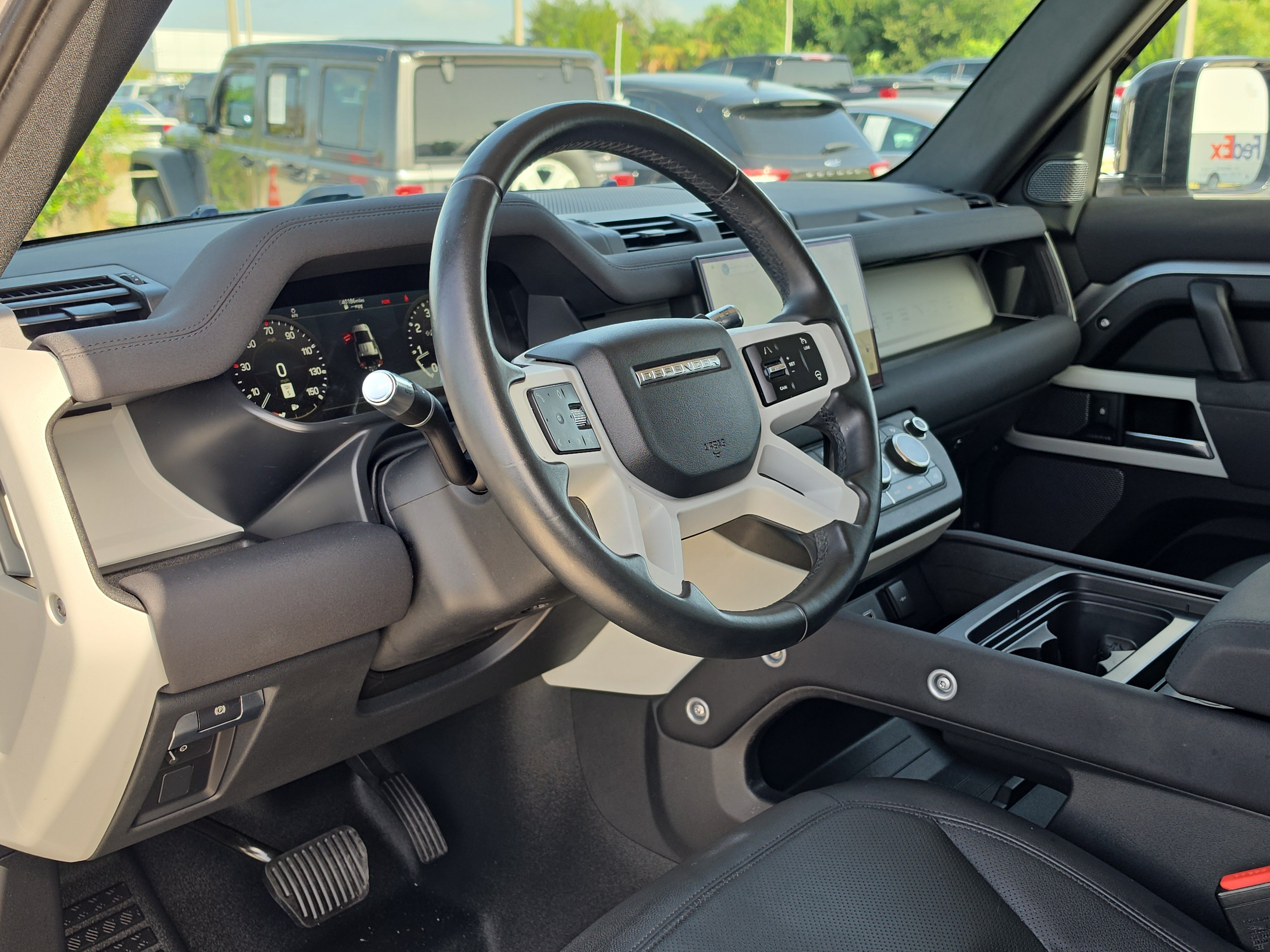 Used 2022 Land Rover Defender 110 S AWD/4WD image 15