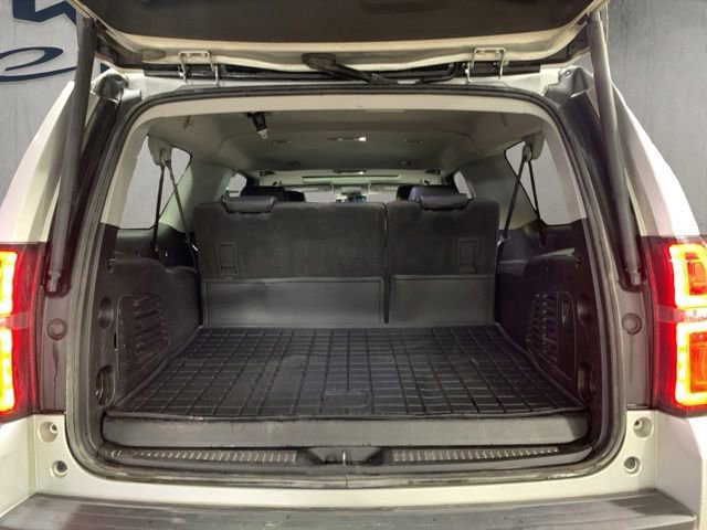 Used 2020 Chevrolet Suburban LT AWD/4WD image 23