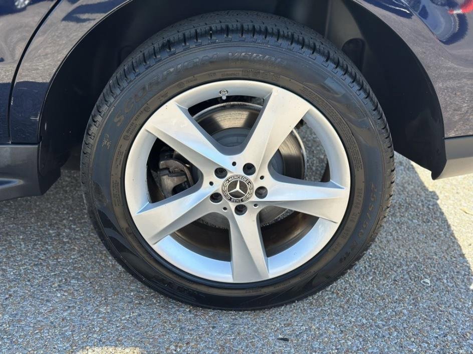 Used 2018 Mercedes-Benz GLE 350 w/ Premium 1 Package image 10