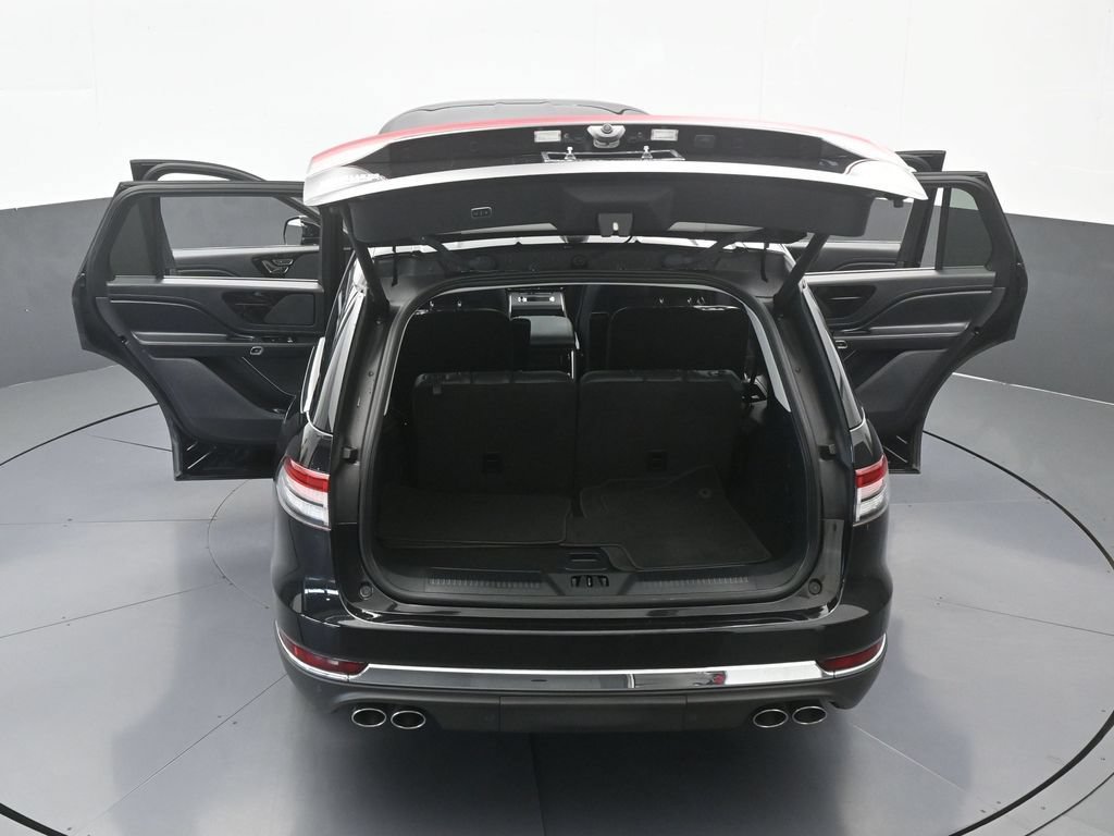 Used 2025 Lincoln Aviator 2WD image 63