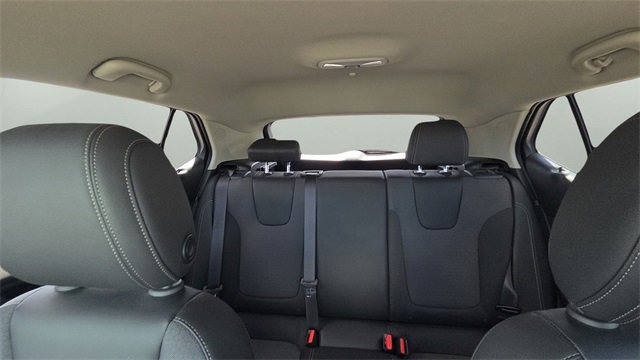 Used 2024 Buick Encore GX Preferred image 15