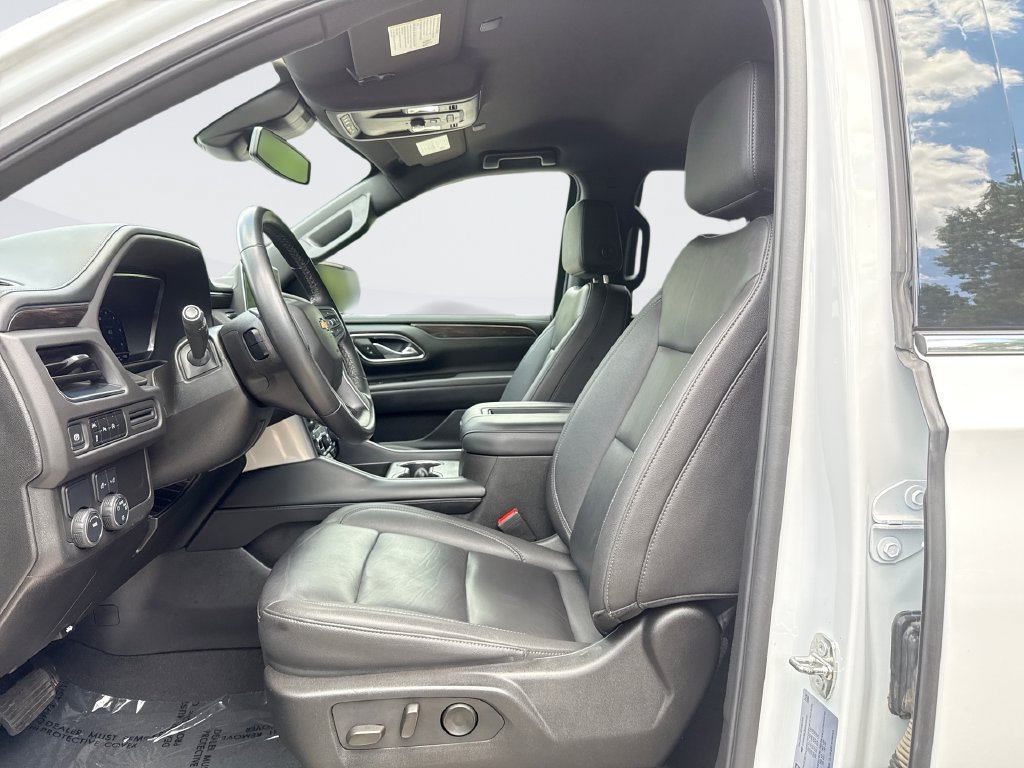 Used 2024 Chevrolet Tahoe LT RWD image 13