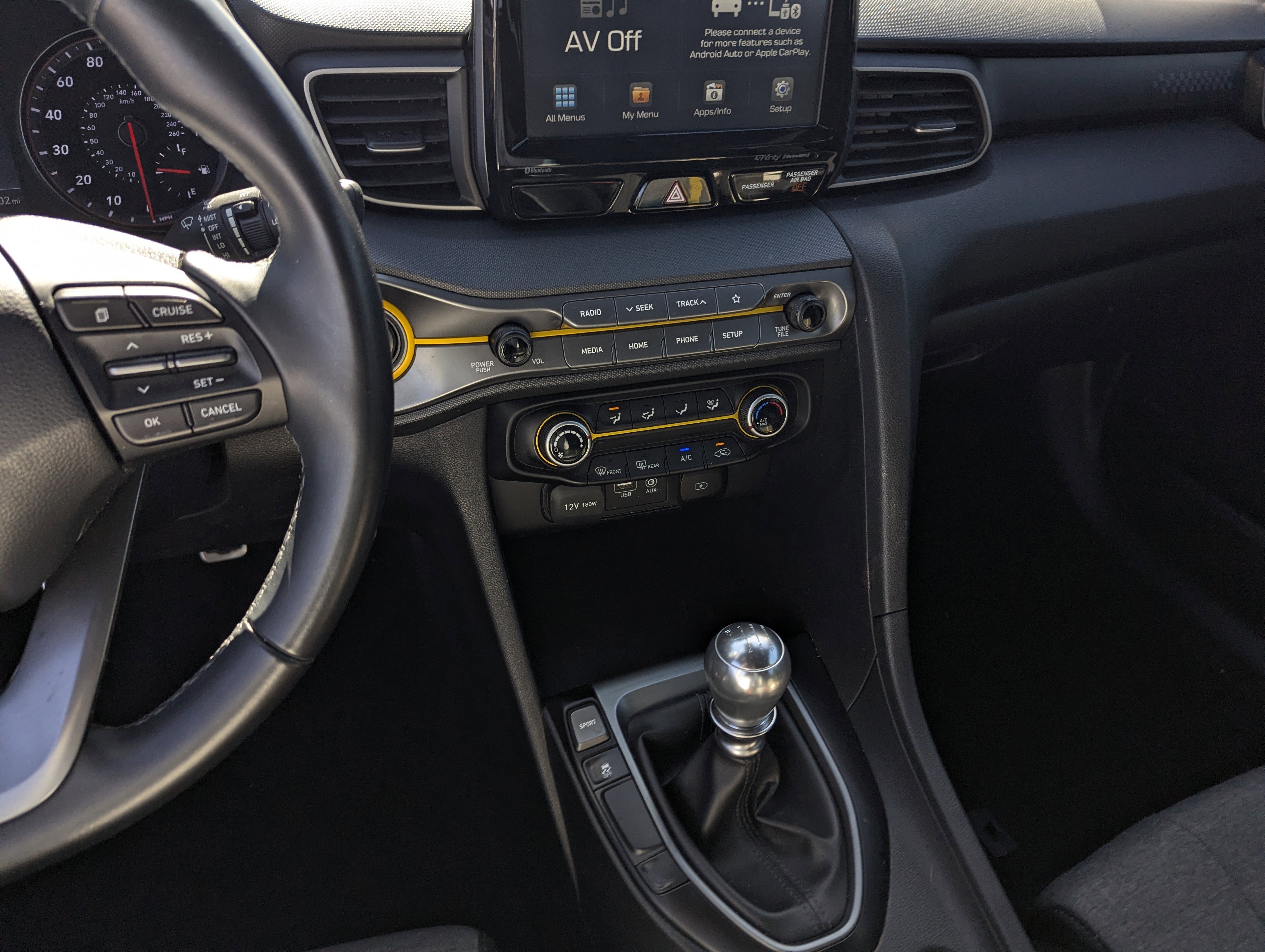 Used 2020 Hyundai Veloster Turbo R-Spec image 9