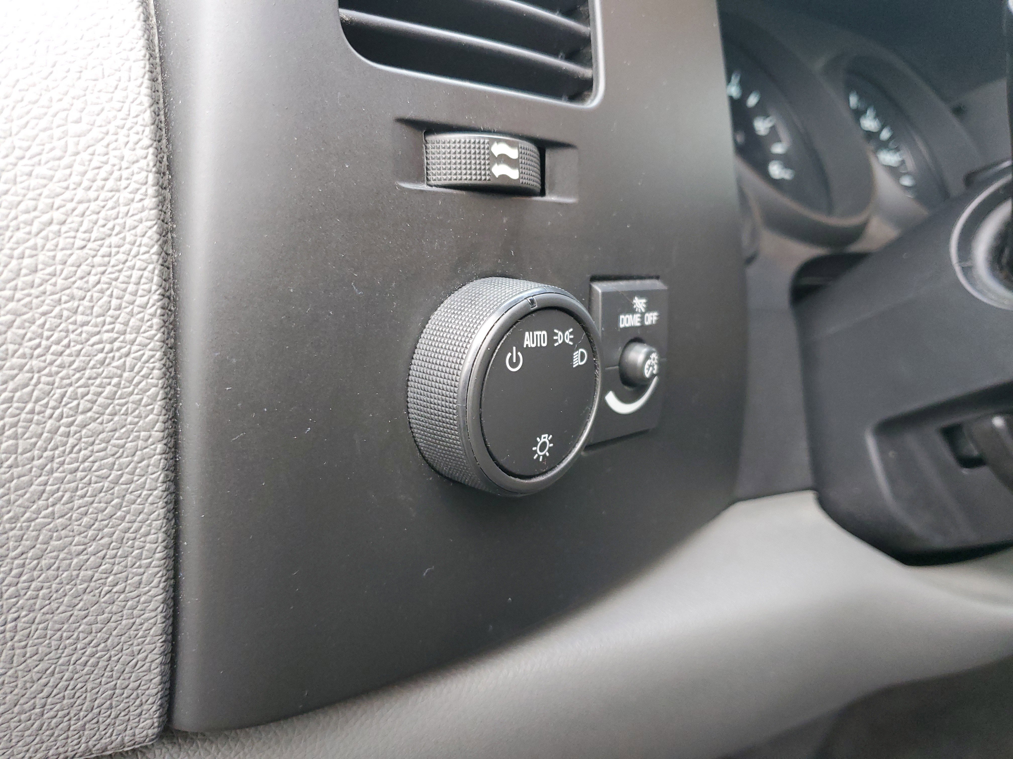 Used 2011 Chevrolet Silverado 1500 LS image 18