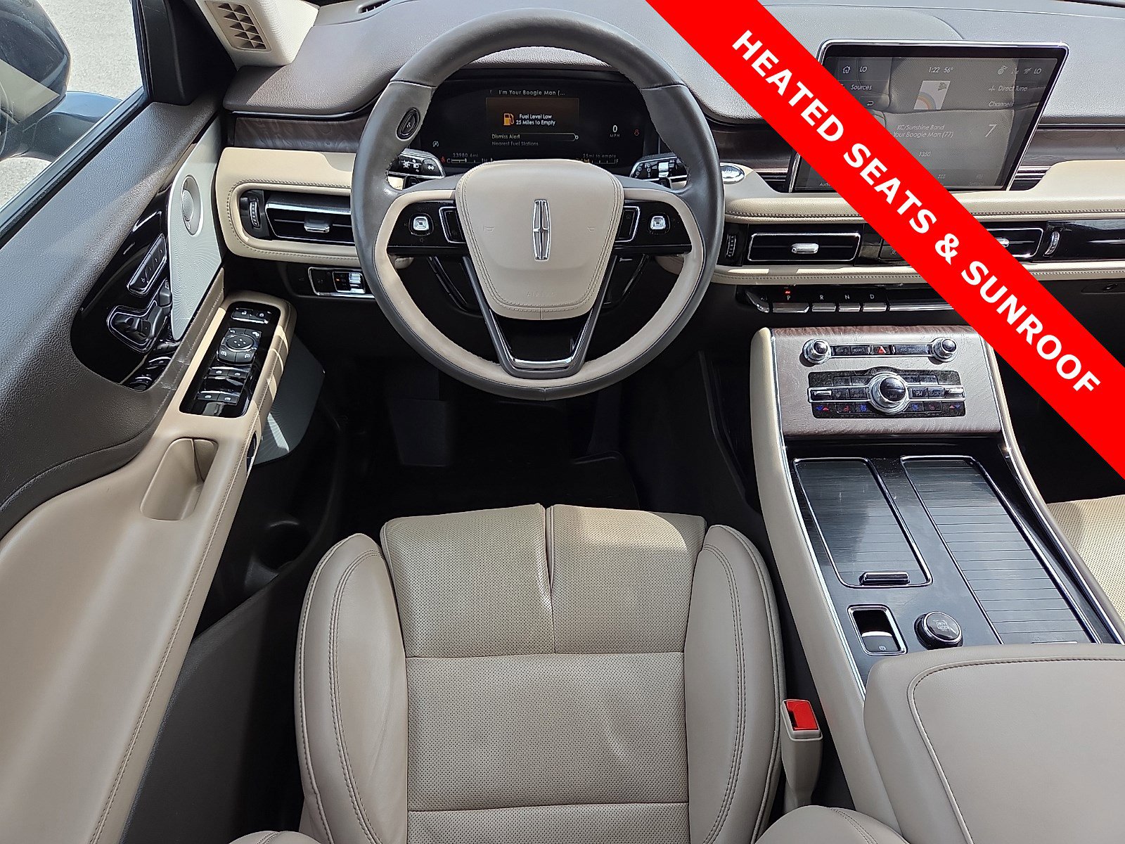 Used 2023 Lincoln Aviator Reserve w/ Equipment Group 201A image 13