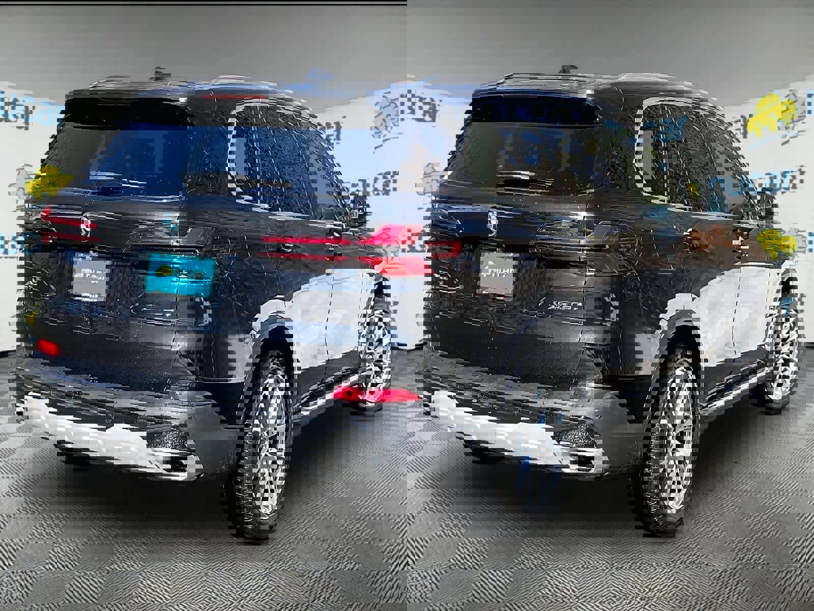 Used 2025 BMW X5 xDrive50e image 6