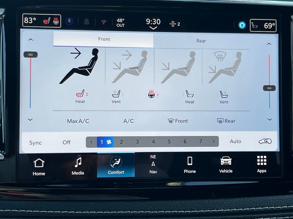 New 2026 Chrysler Pacifica Limited w/ S Appearance Package image 18