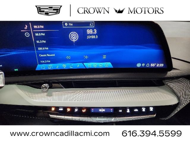 Used 2025 Cadillac Optiq Luxury 2 w/ LPO, Floor Liner Package AWD/4WD image 14