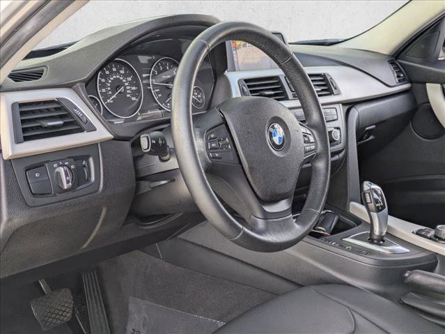 Used 2015 BMW 320i Sedan image 10