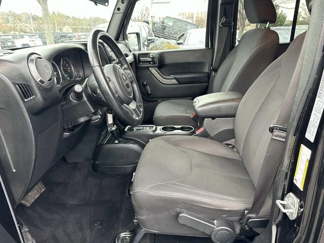 Used 2017 Jeep Wrangler Unlimited Sport w/ Connectivity Group image 18