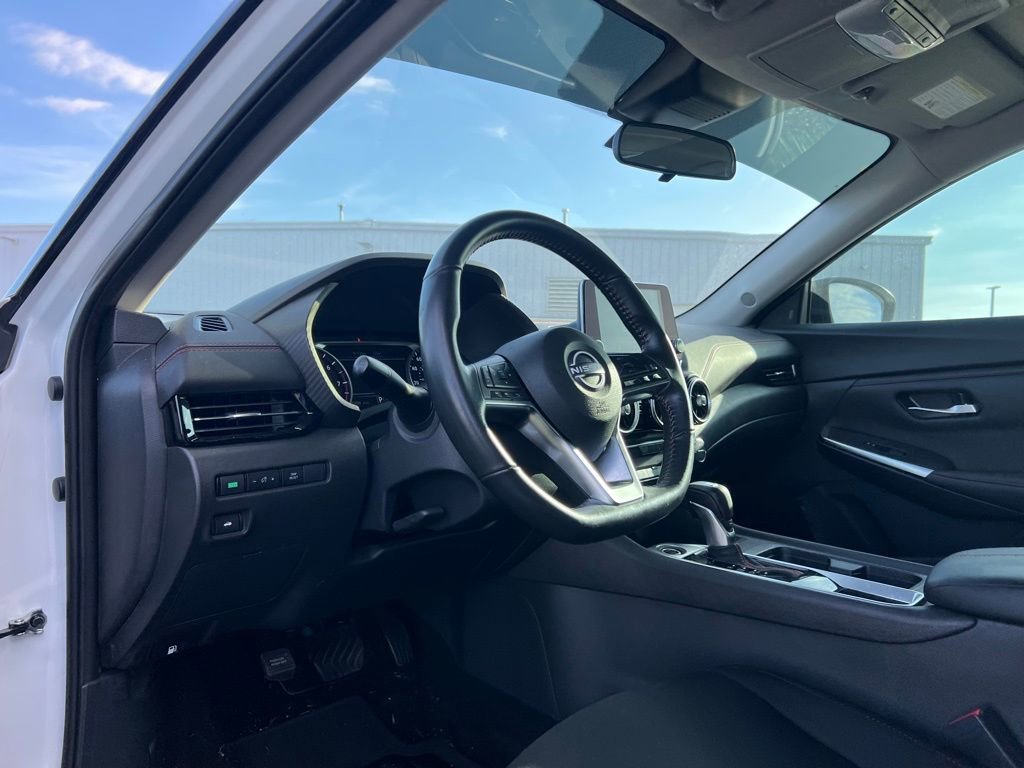 Used 2024 Nissan Sentra SR image 11