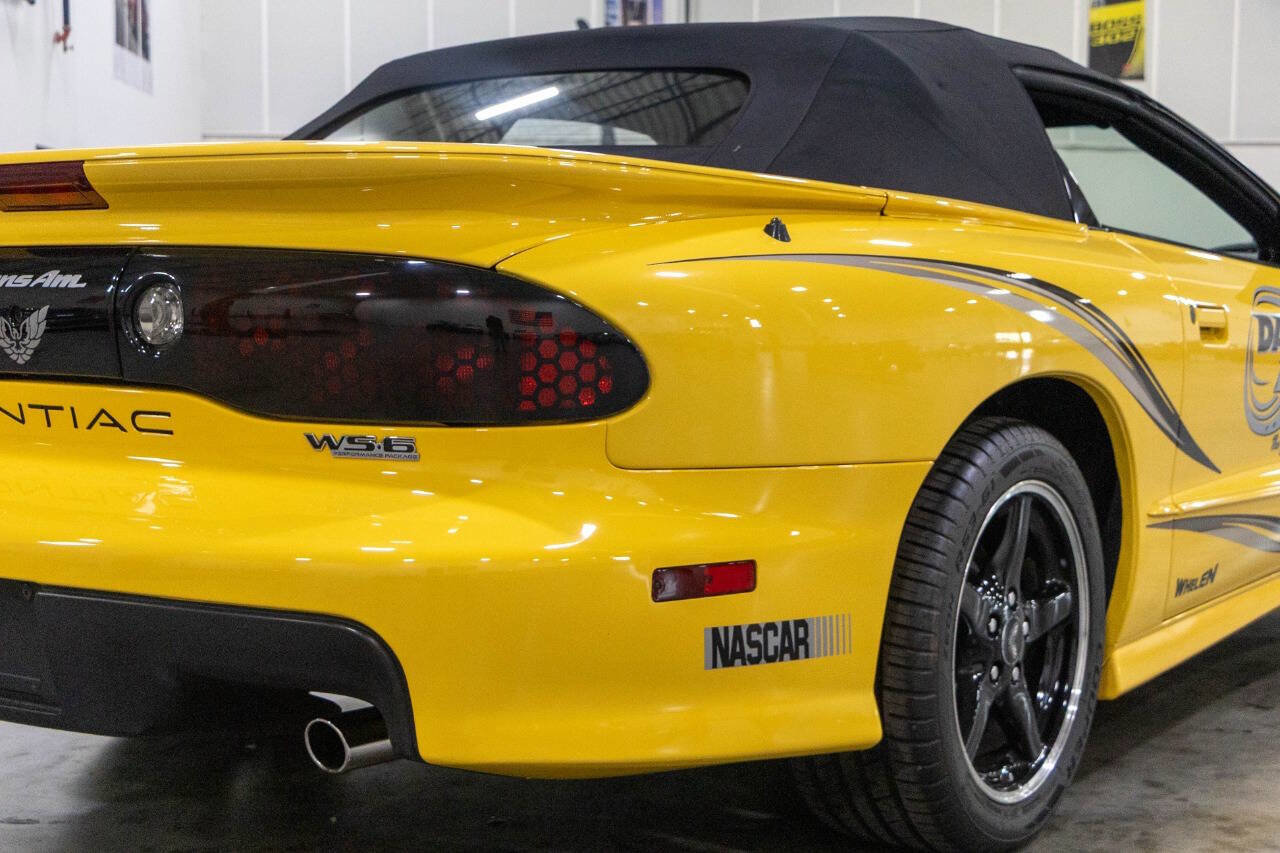 Used 2002 Pontiac Firebird Trans Am image 39
