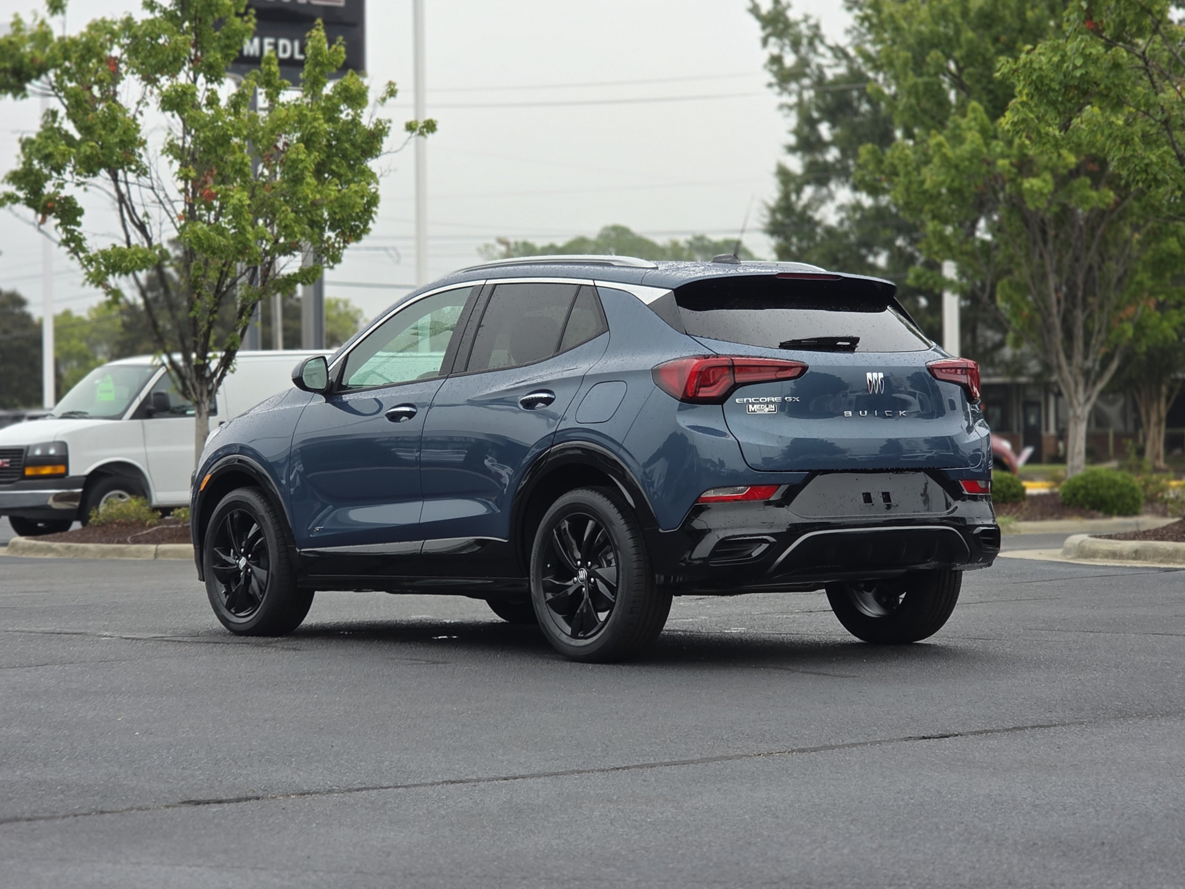 New 2026 Buick Encore GX Sport Touring FWD image 5
