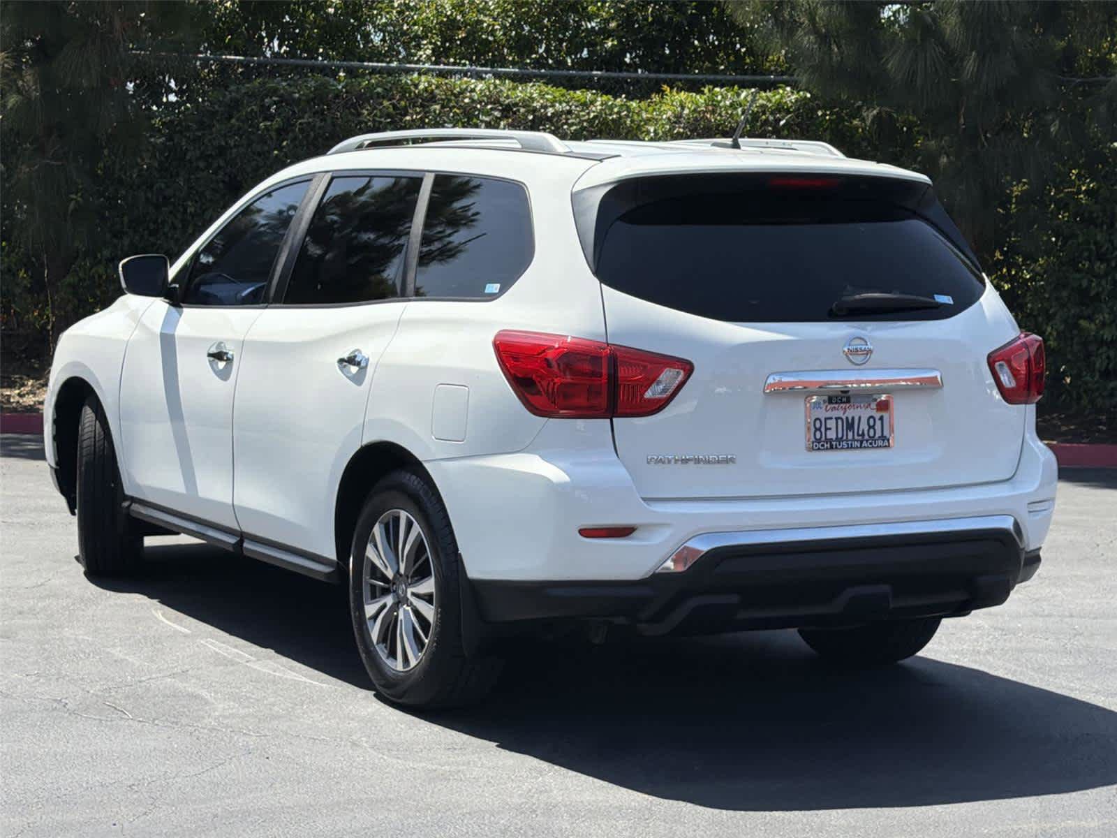 Used 2018 Nissan Pathfinder S FWD image 5