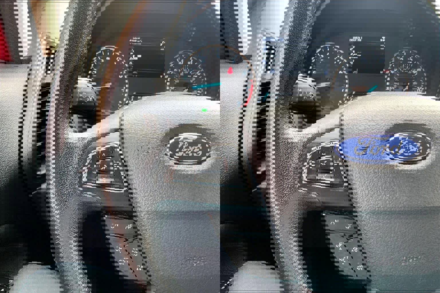 Used 2019 Ford EcoSport SE image 24