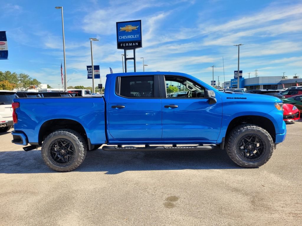 New 2026 Chevrolet Silverado 1500 Custom w/ Turbomax Blackout Package RWD image 9